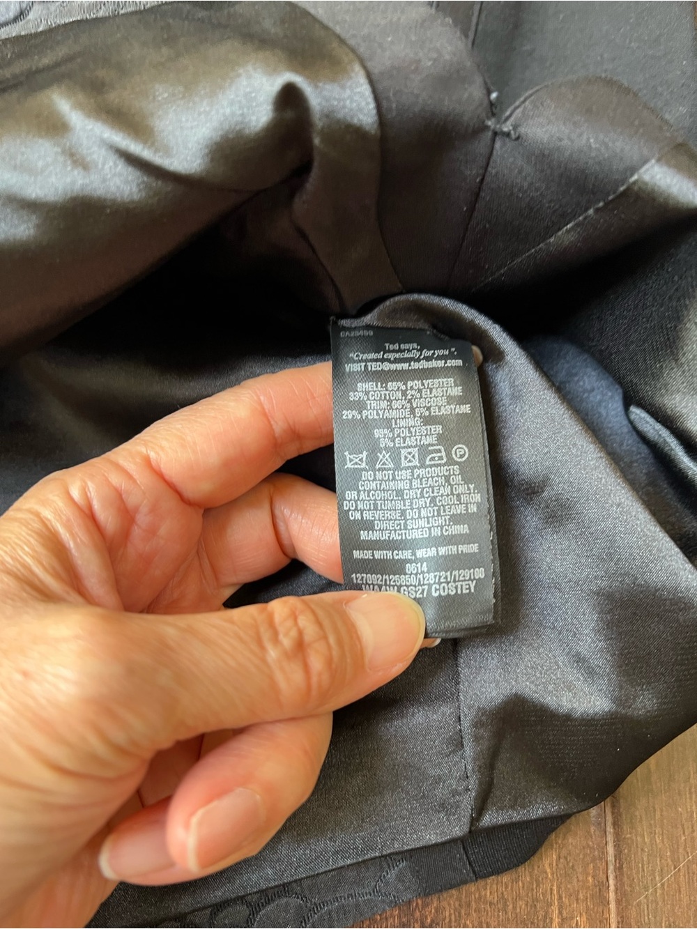 Ted Baker Black Snake Texture Pencil Skirt - Picture 6 of 6